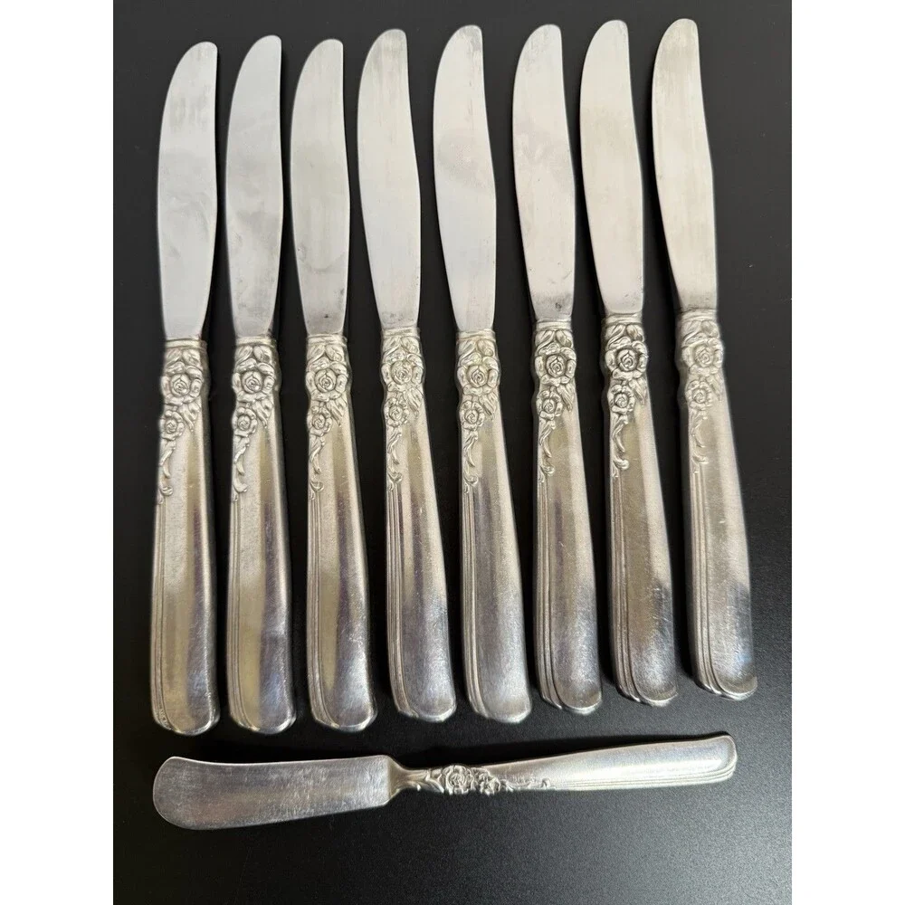 8 Oneida Prestige GAY ADVENTURE Silverplate Dinner Knives 1955